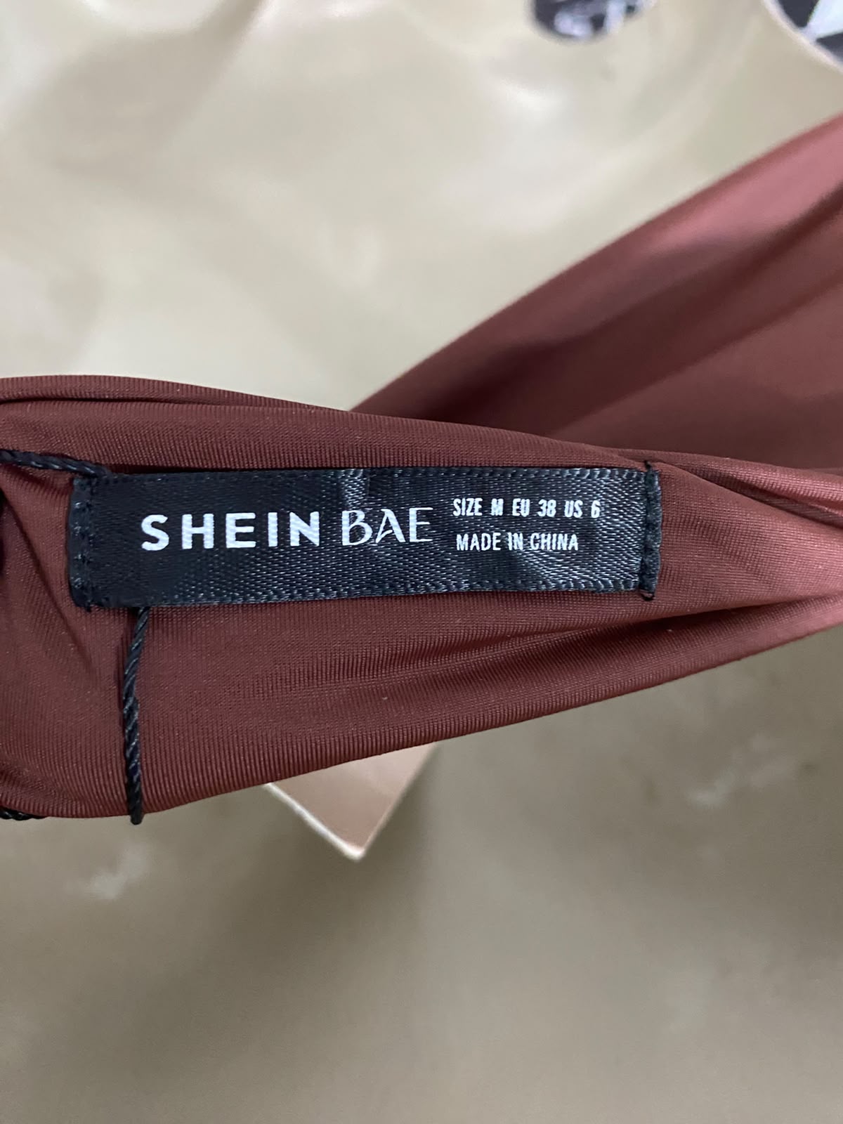 SHEIN BAE |M| BUST 16| A37| RUST BROWN SQUARE-NECK SLEEVELESS CROP TOP