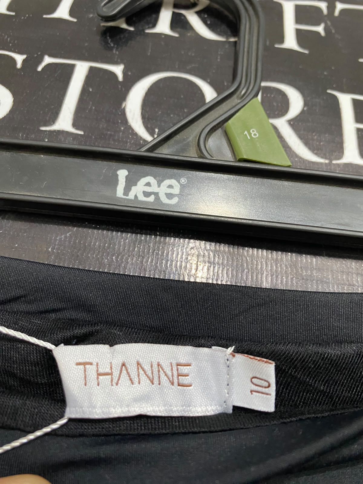 THANNE |XS| WAIST 24| A37| BLACK SATIN MINIMALIST SLIM MAXI SKIRT