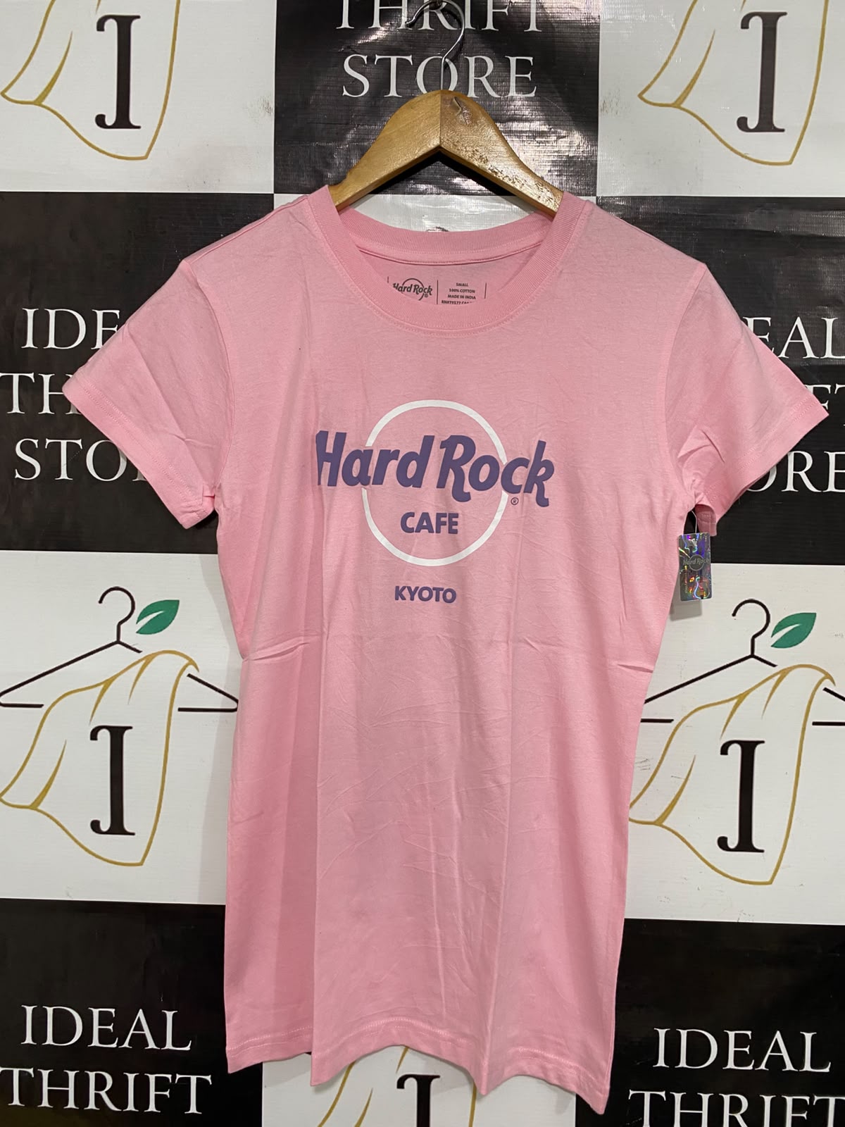 HARD ROCK |S| BUST 17| A37| HARD ROCK CAFE KYOTO LIGHT PINK GRAPHIC T-SHIRT