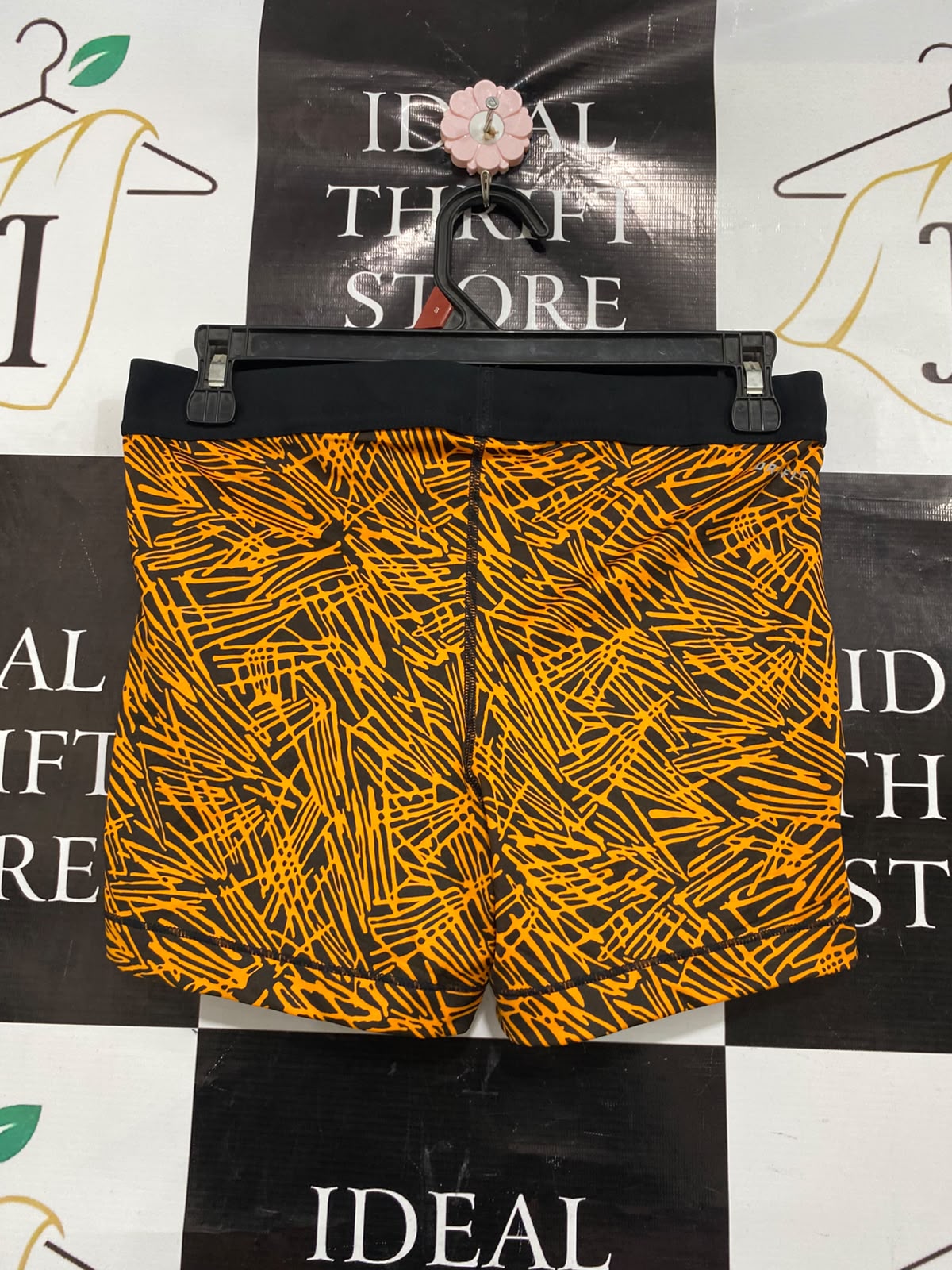 NIKE |L| WAIST 28| A39| BLACK & ORANGE ABSTRACT SKETCH ATHLETIC BIKER SHORTS