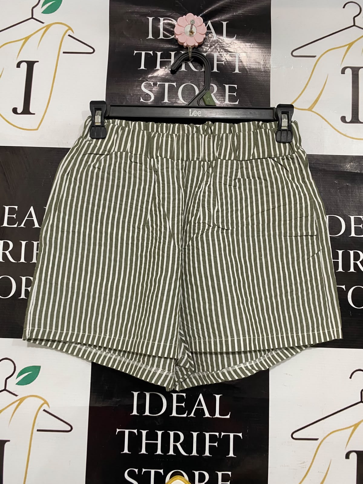 |XS| WAIST 24| A39| OLIVE GREEN & WHITE STRIPED CASUAL COTTON LOUNGE SHORTS
