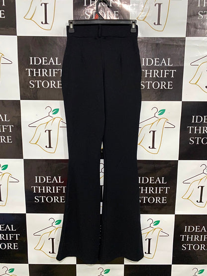 PRETTYLITTLE THING |XS| WAIST 24| A39| BLACK HIGH-WAISTED TAILORED FLARE TROUSERS