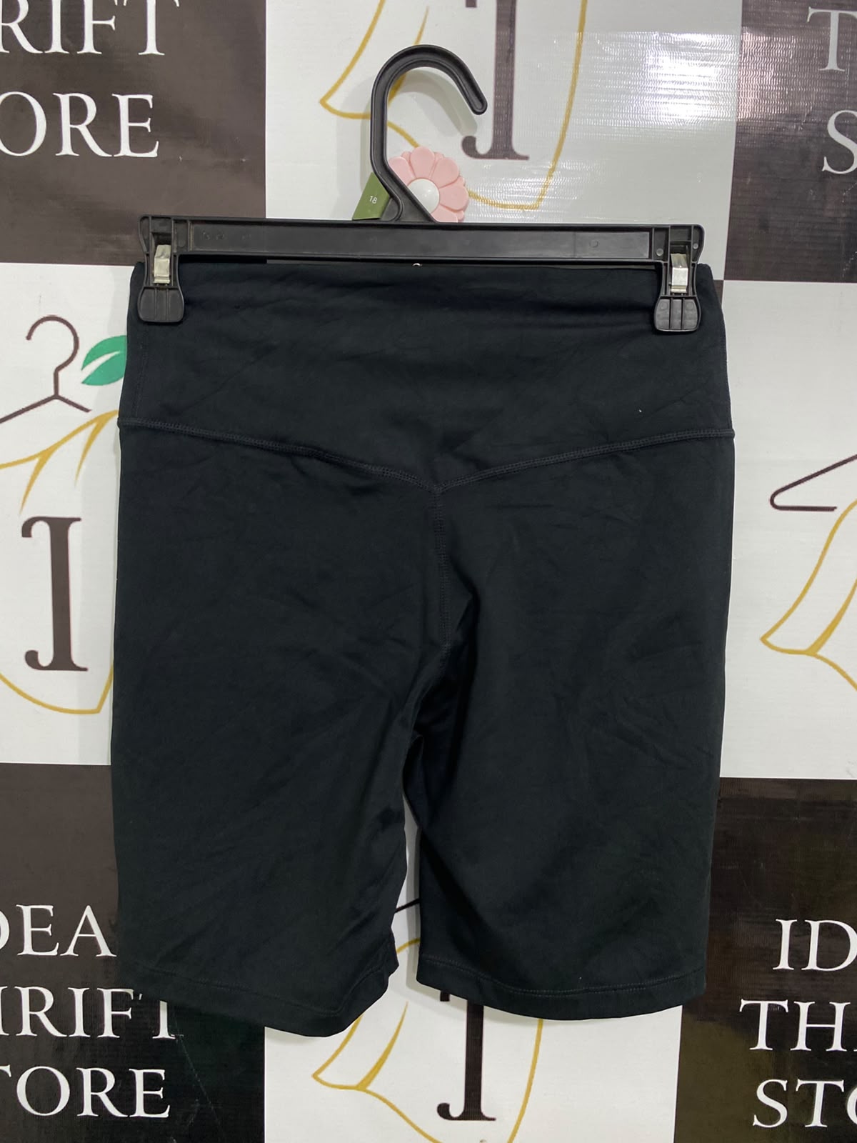 NIKE |S| WAIST 24| A39| BLACK HIGH-WAISTED DRI-FIT ATHLETIC BIKER SHORTS