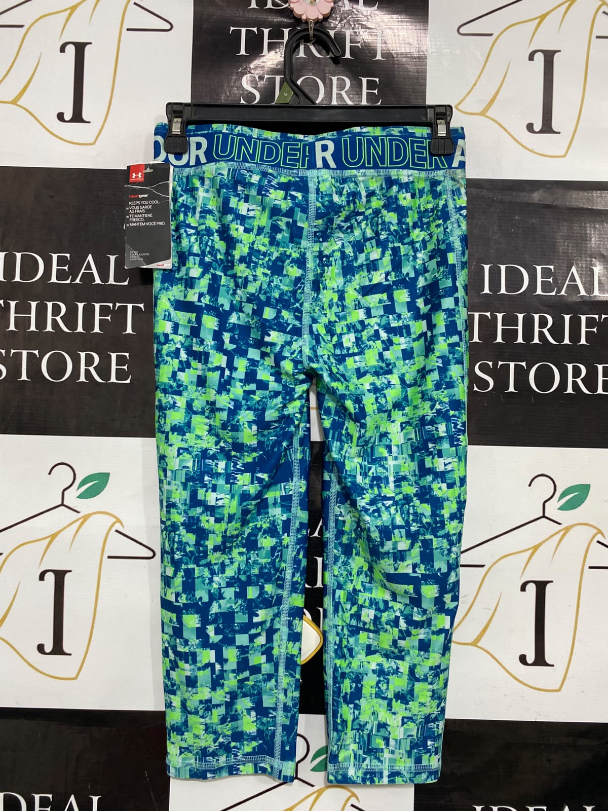 UNDER ARMOUR |S| WAIST 26| A39| BLUE & NEON GREEN DIGITAL CAMO PERFORMANCE CROPPED LEGGINGS