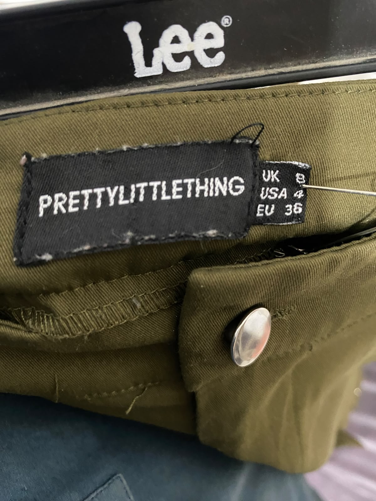 PRETTYLITTLE THING |S| WAIST 25| A39| OLIVE GREEN HIGH-WAISTED MULTI-POCKET UTILITY CARGO TROUSERS