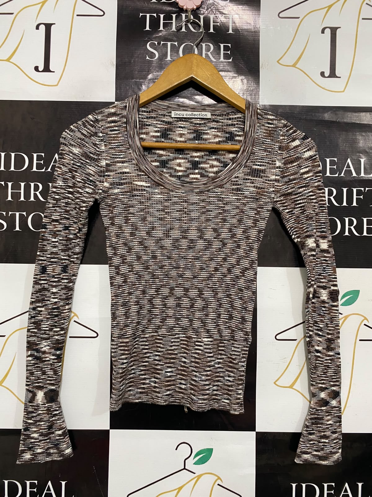 INCU COLLECTION |XS| BUST 12| A39| BROWN & CREAM PATTERNED LONG-SLEEVE RIBBED KNIT TOP