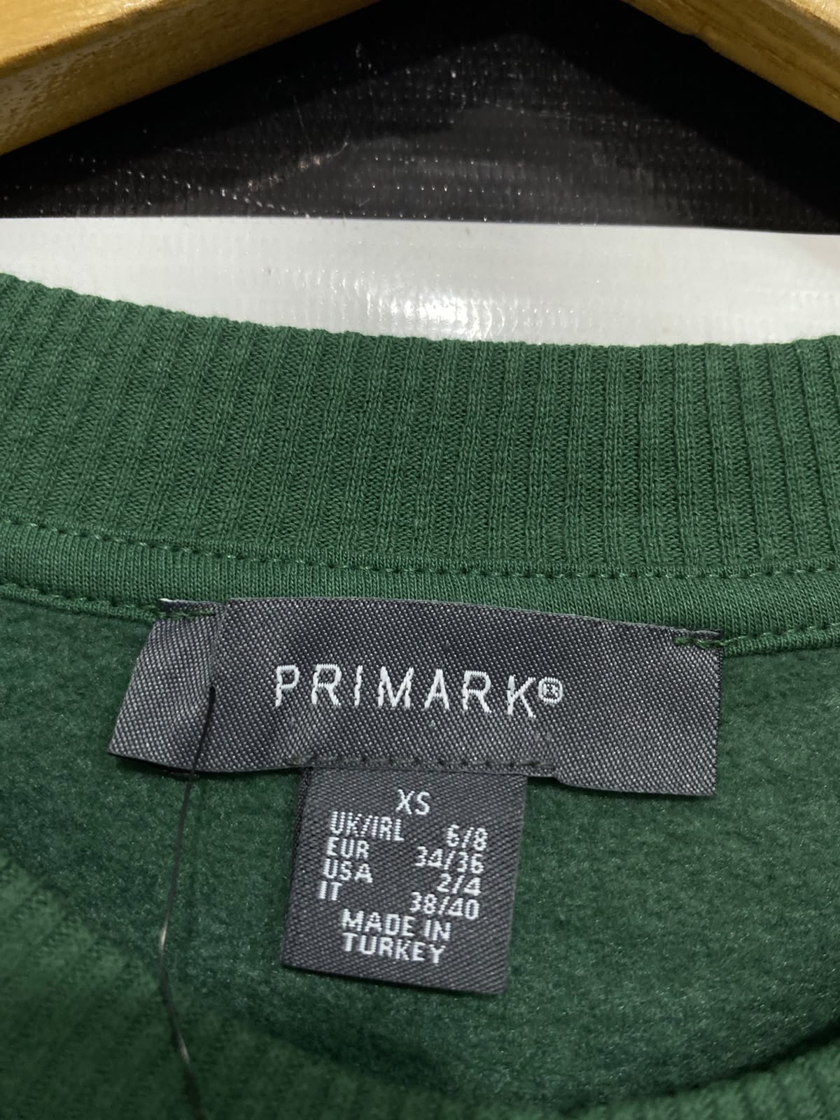 PRIMARK |XS| BUST 21| A38| FOREST GREEN CROPPED TENNIS CLUB SWEATSHIRT