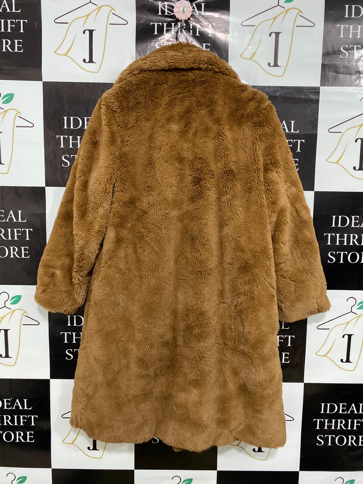 FRENCH CONNECTION |L| BUST 23| A38| CARAMEL PLUSH FAUX-FUR DOUBLE-BREASTED COAT
