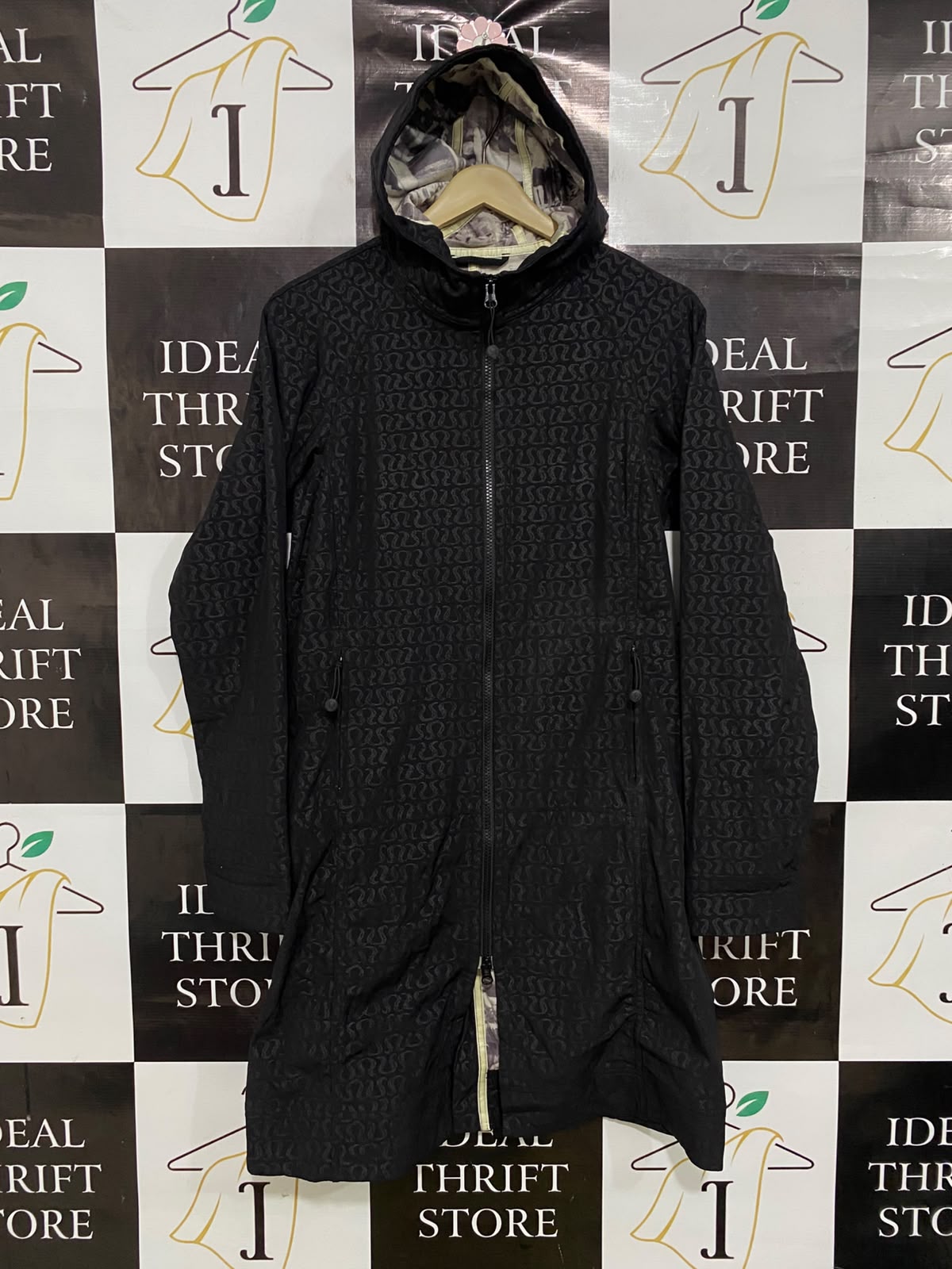 LULULEMON |S| BUST 16| BLACK MONOGRAM ALL-OVER PRINT HOODED LONGLINE ZIP-UP COAT