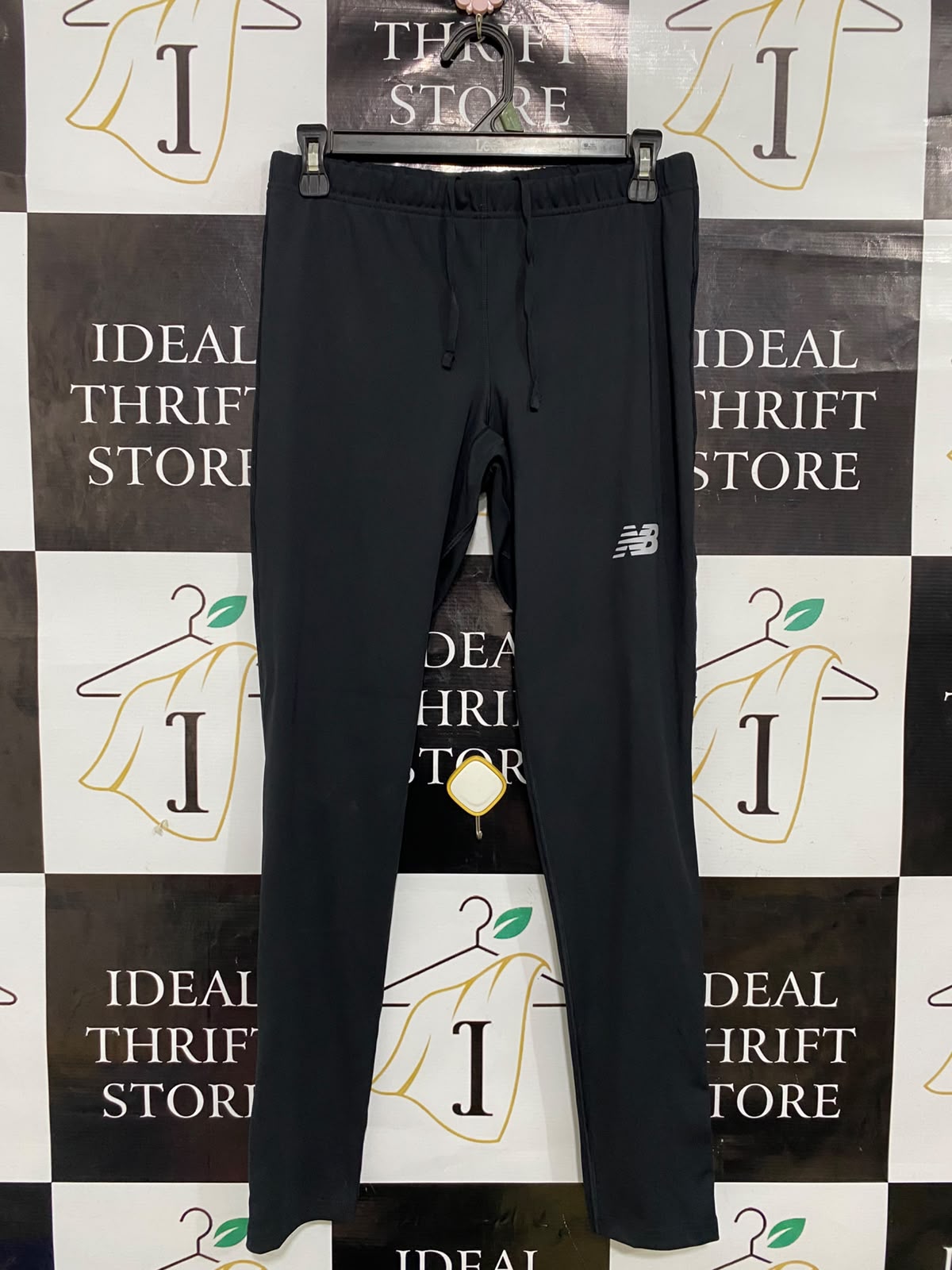 NEW BALANCE |L| WAIST 28| A38| BLACK PERFORMANCE RUNNING TIGHTS