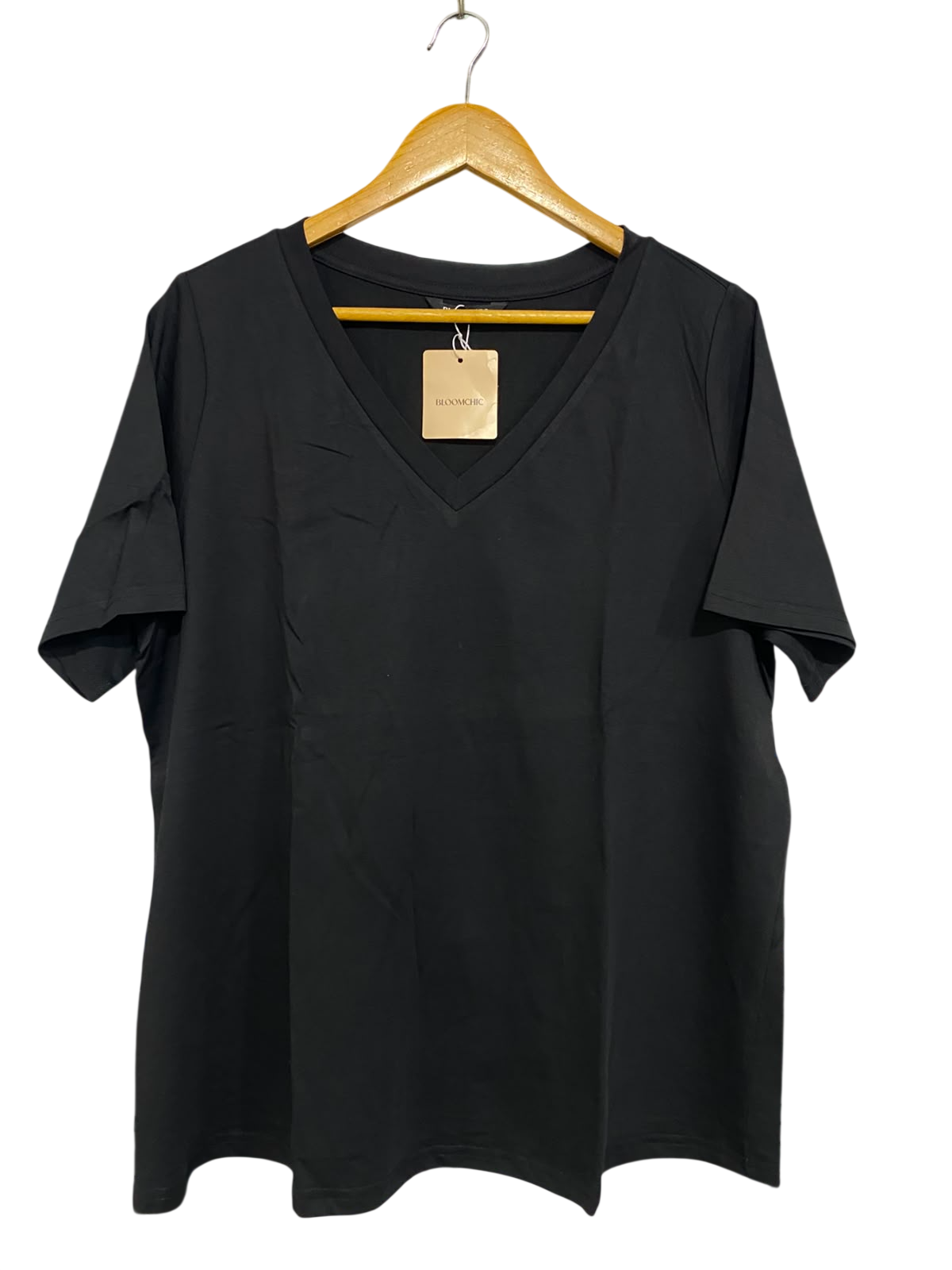 BLOOMCHIC |M| BUST 22| A39| BLACK V-NECK UTILITY T-SHIRT