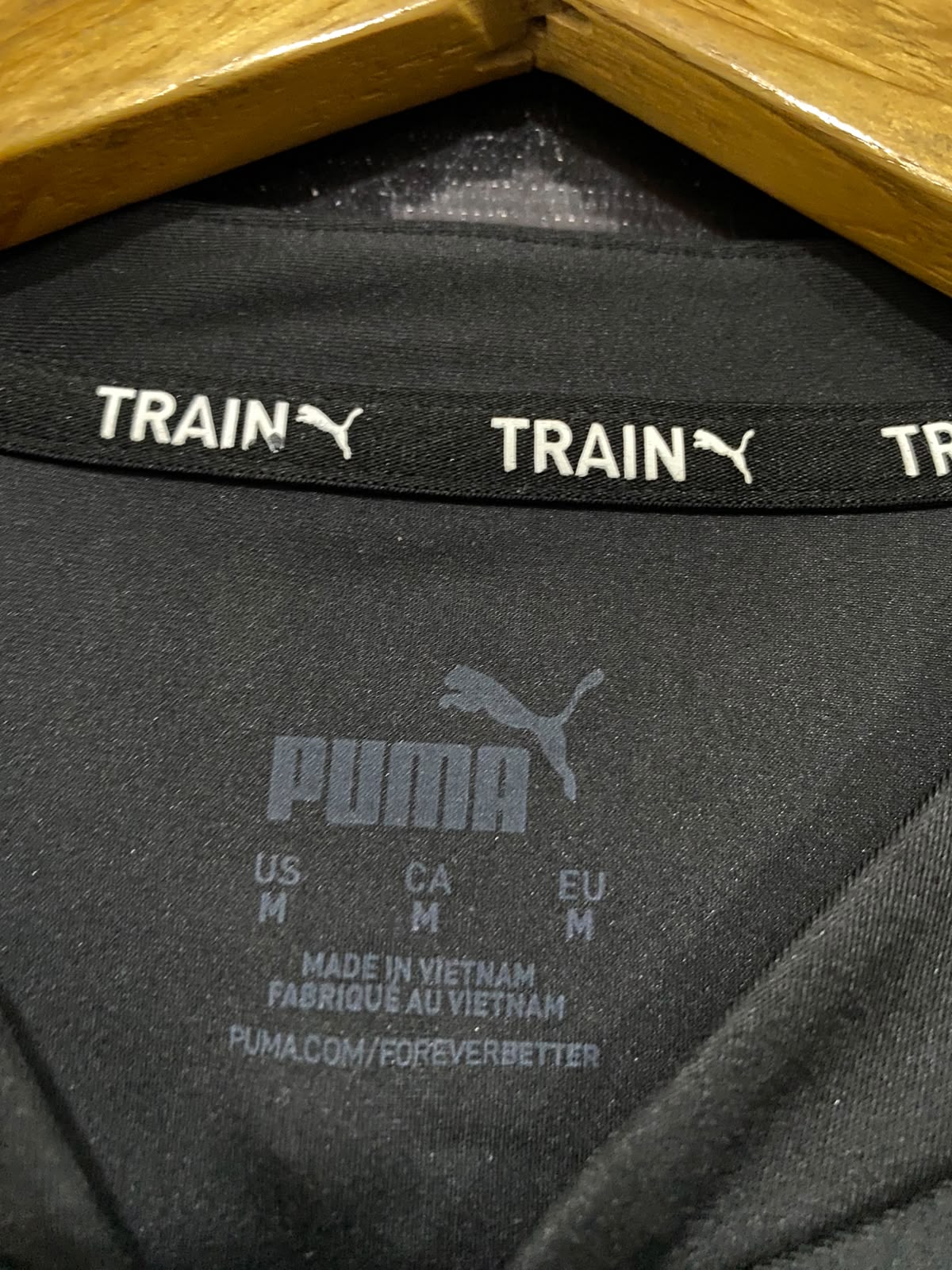 PUMA |M| BUST 16| A40| BLACK QUARTER-ZIP LONG-SLEEVE CROP TOP