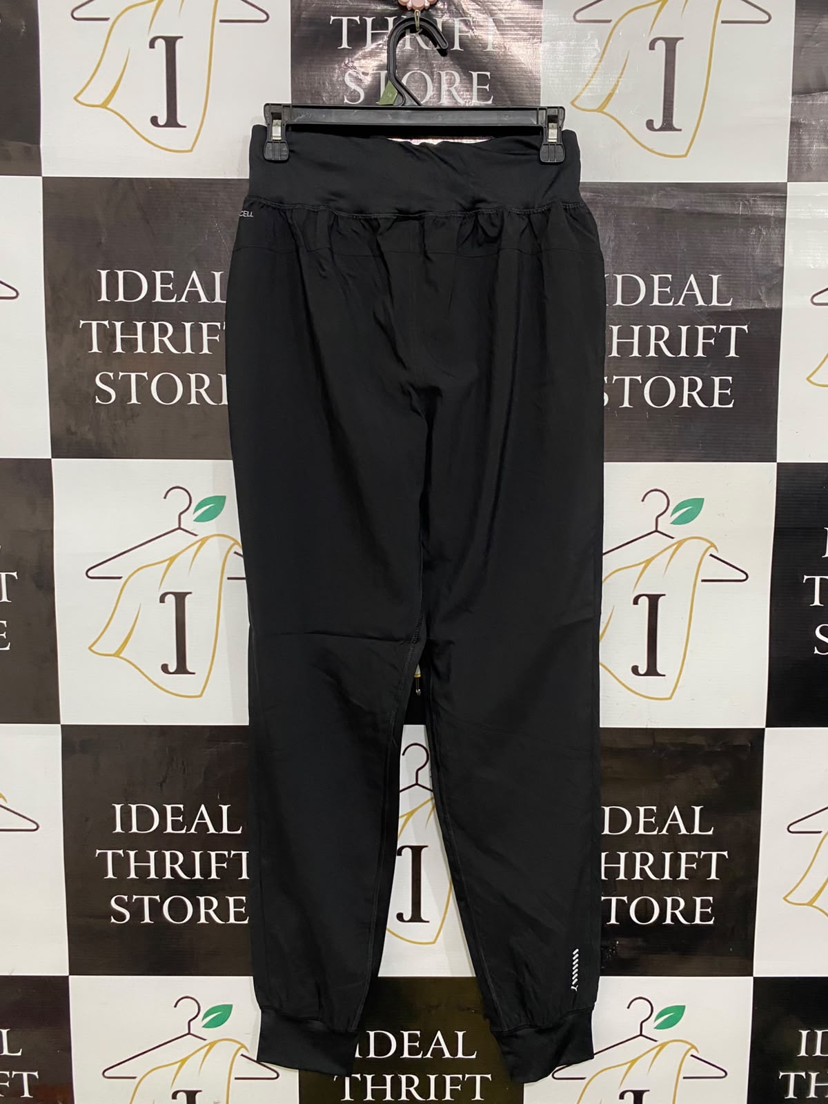 PUMA |S| WAIST 26| A40| BLACK DRYCELL ATHLETIC UTILITY JOGGERS