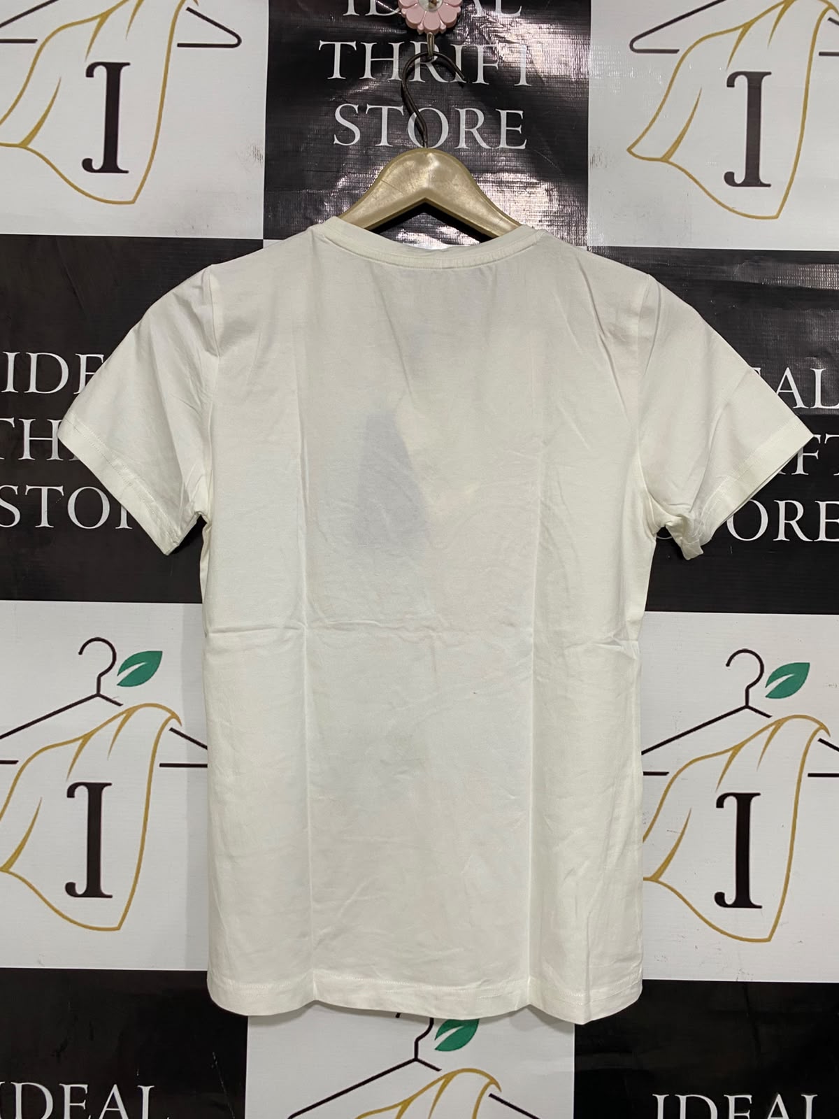 FENDI |S| BUST 16| A40| WHITE SEQUIN HEART LOGO UTILITY T-SHIRT