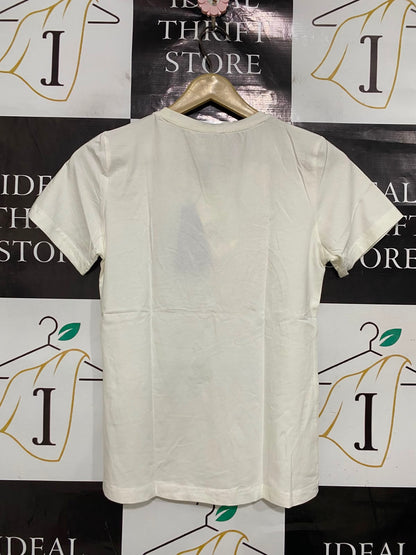 FENDI |S| BUST 16| A40| WHITE SEQUIN HEART LOGO UTILITY T-SHIRT