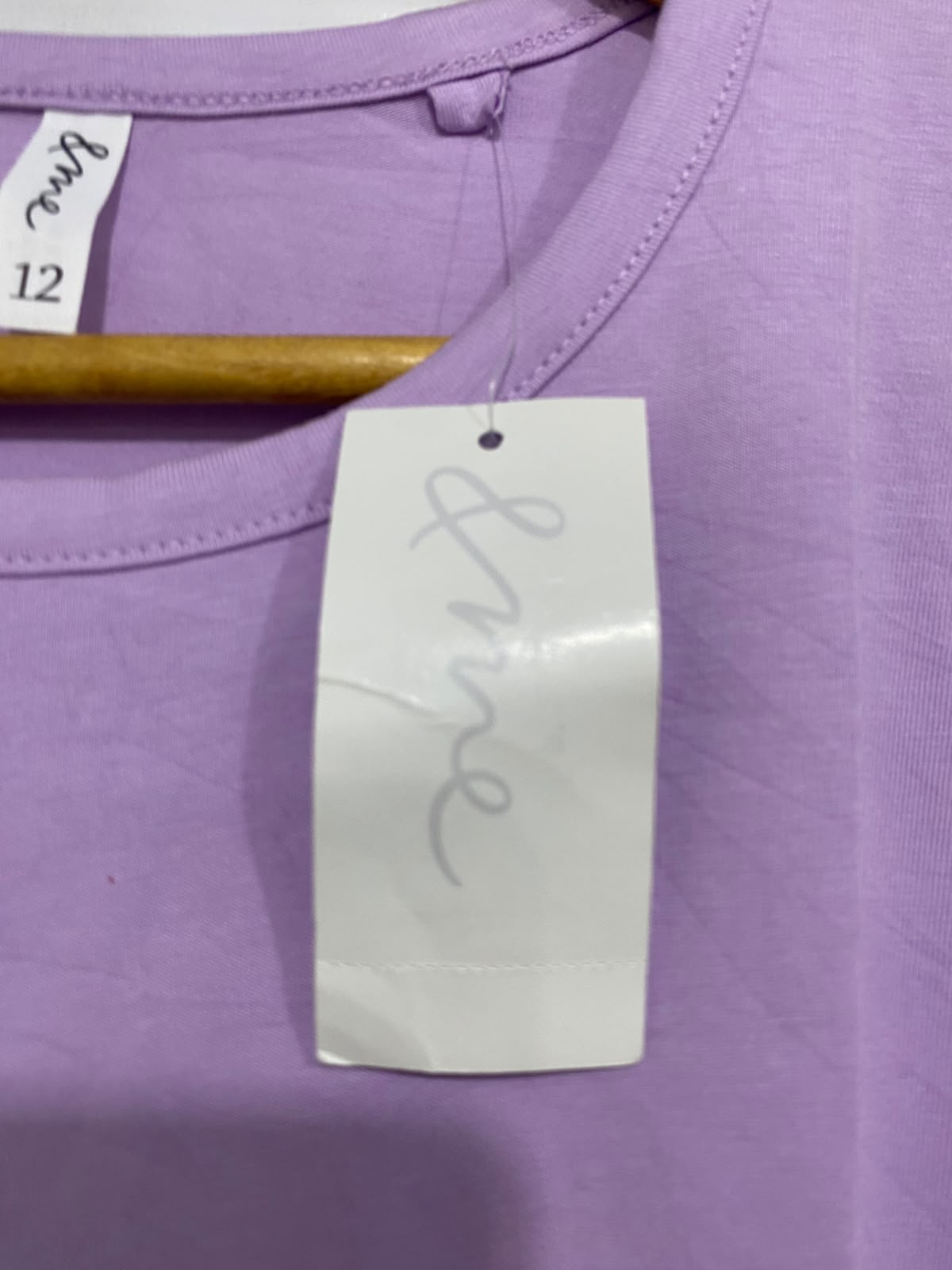 & ME |S| BUST 17| A41| LAVENDER MINIMALIST UTILITY T-SHIRT