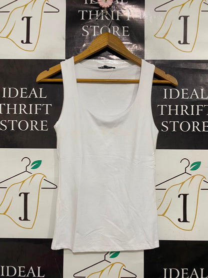 ZARA |S| BUST 13| A41| WHITE SCOOP-NECK BASIC UTILITY TANK
