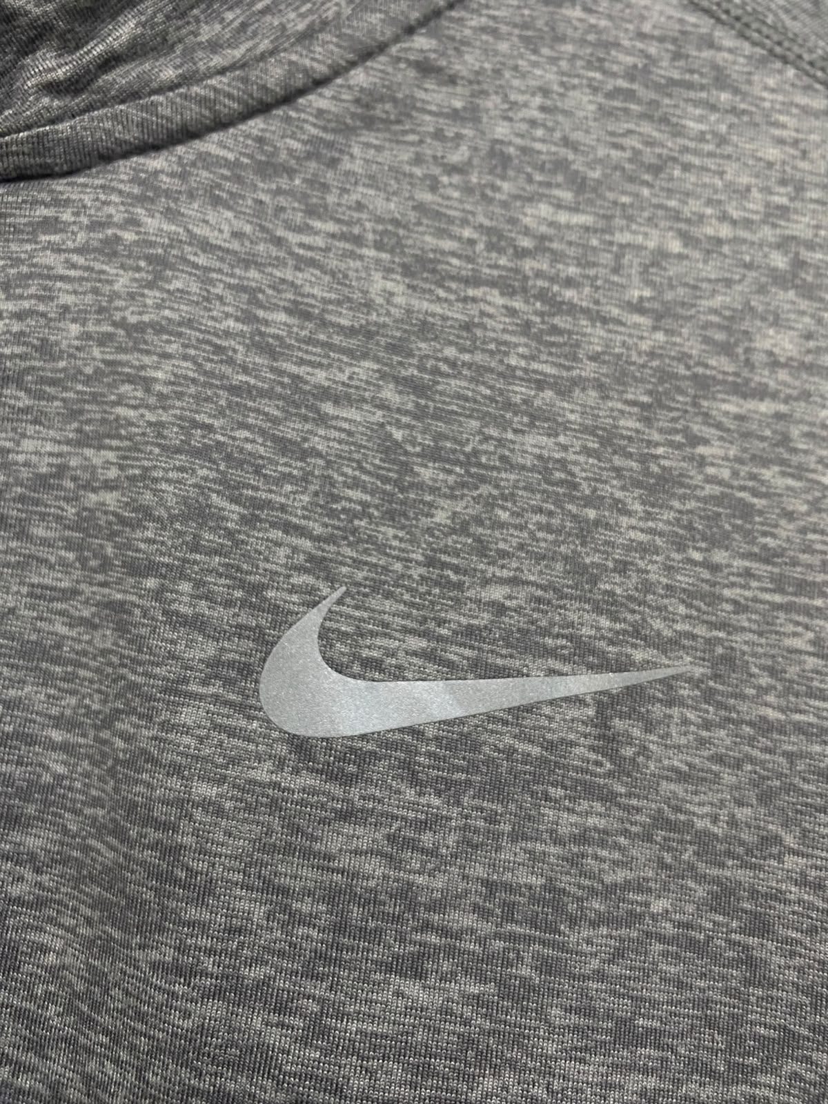 NIKE |S| BUST 19| A41| GREY DRI-FIT 1/4-ZIP PERFORMANCE UTILITY PULLOVER