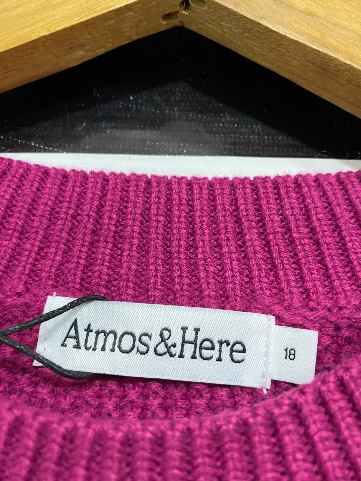 ATMOS & HERE |XL| BUST 24| A41| MAGENTA TEXTURED CREWNECK UTILITY KNIT SWEATER