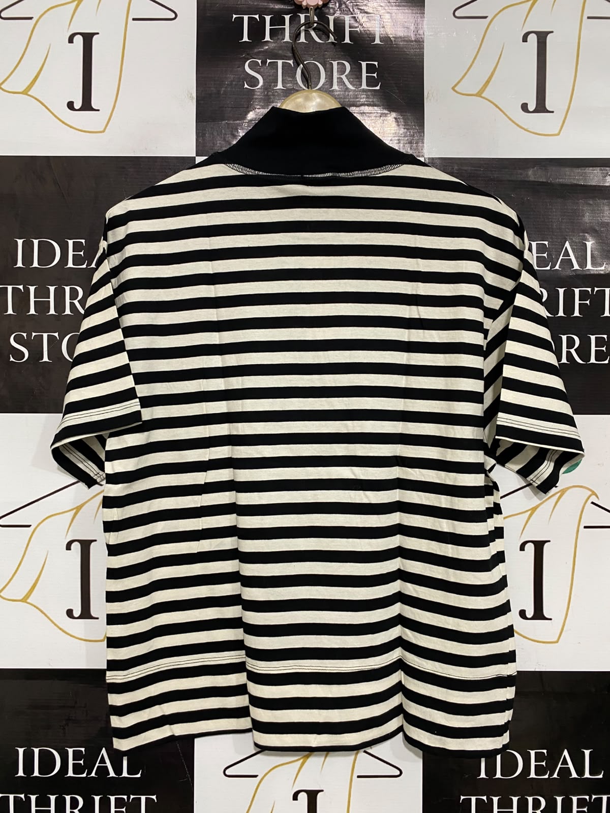 ZARA |M| BUST 20| A40| BLACK AND WHITE STRIPED MOCK NECK UTILITY T-SHIRT