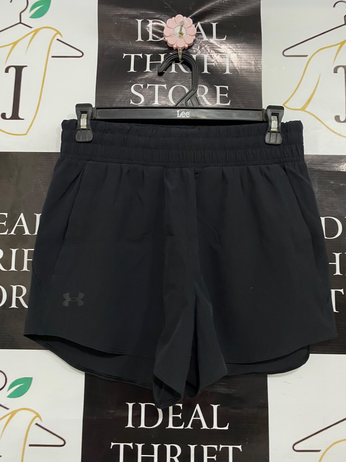UNDER ARMOUR |S| WAIST 26| A40| BLACK PERFORMANCE ATHLETIC UTILITY SHORTS