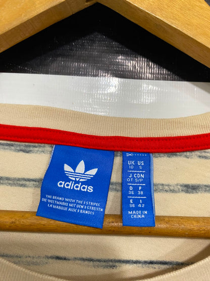 ADIDAS |S| BUST 20| A40| BEIGE STRIPED THREE-STRIPE UTILITY T-SHIRT