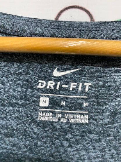 NIKE |M| BUST 18| A40| GREY HEATHERED DRI-FIT PERFORMANCE UTILITY T-SHIRT