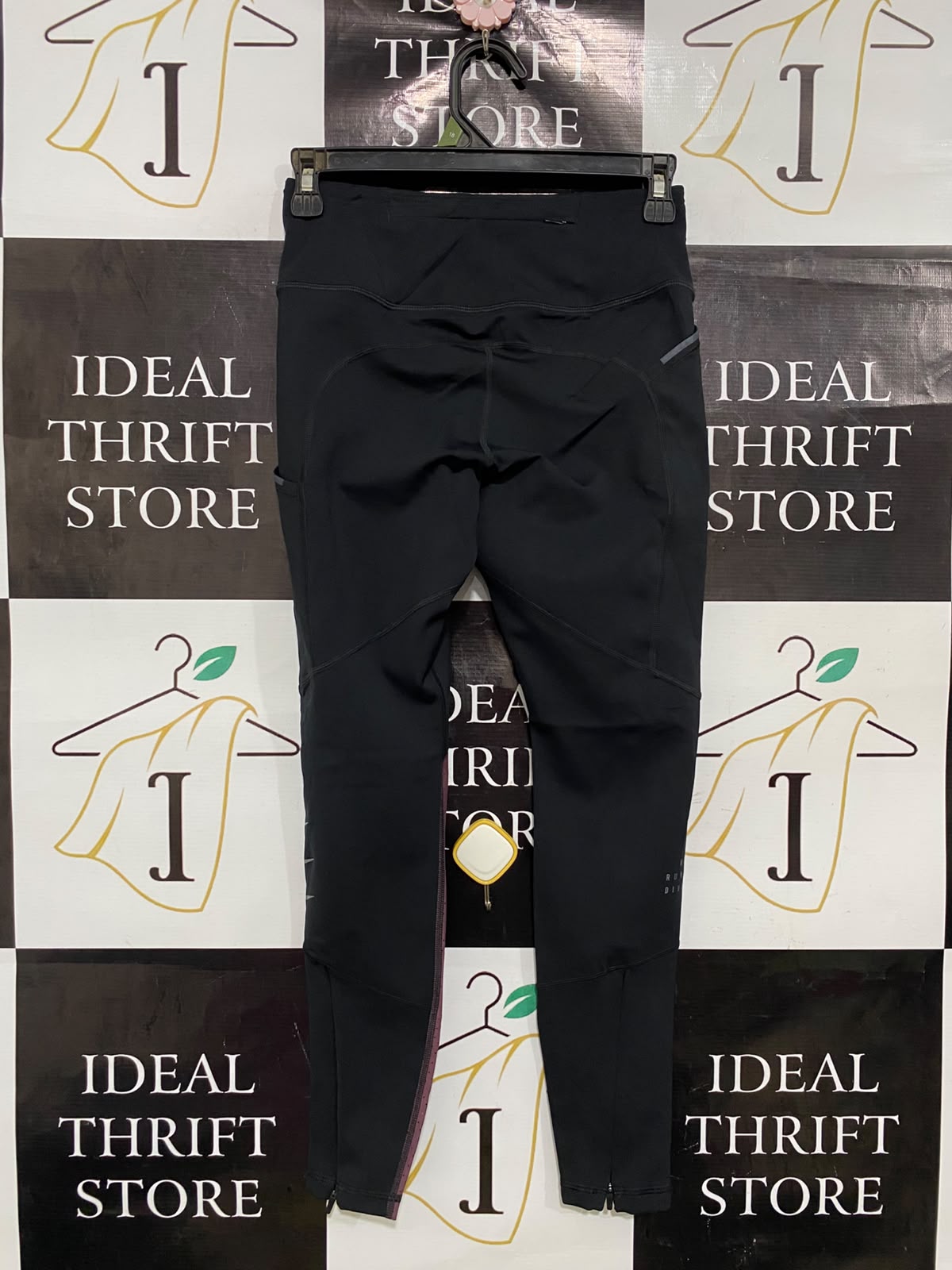 NIKE |S| WAIST 24| A40| BLACK AND BURGUNDY PANELLED DRI-FIT PERFORMANCE UTILITY LEGGINGS
