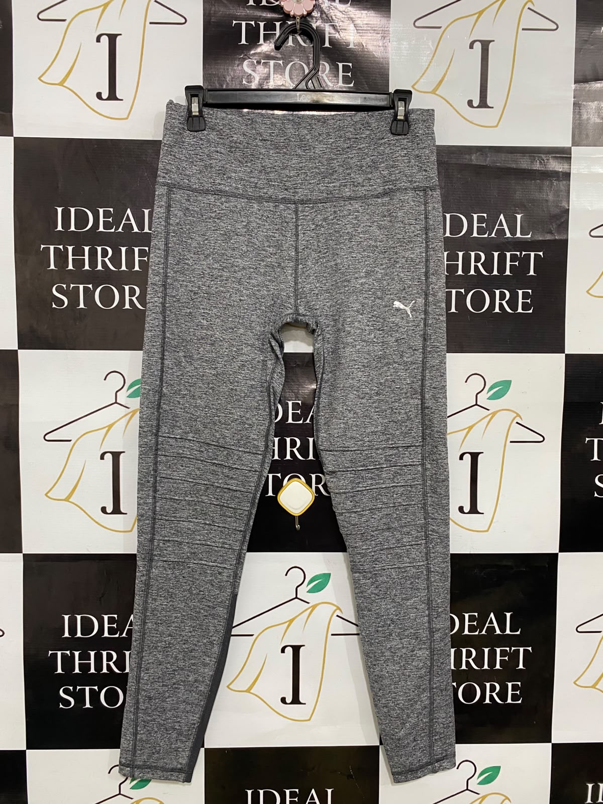 PUMA |XL| WAIST 28| A40| HEATHER GREY MOTO-DETAIL PERFORMANCE UTILITY LEGGINGS