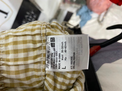UNIQLO |L| WAIST 30| A40| MUSTARD GINGHAM CHECK LOUNGE UTILITY SHORTS