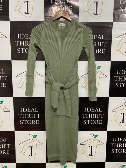 HENNE |S| BUST 13| A42| SAGE GREEN RIBBED KNIT MIDI UTILITY DRESS WITH TIE-WAIST