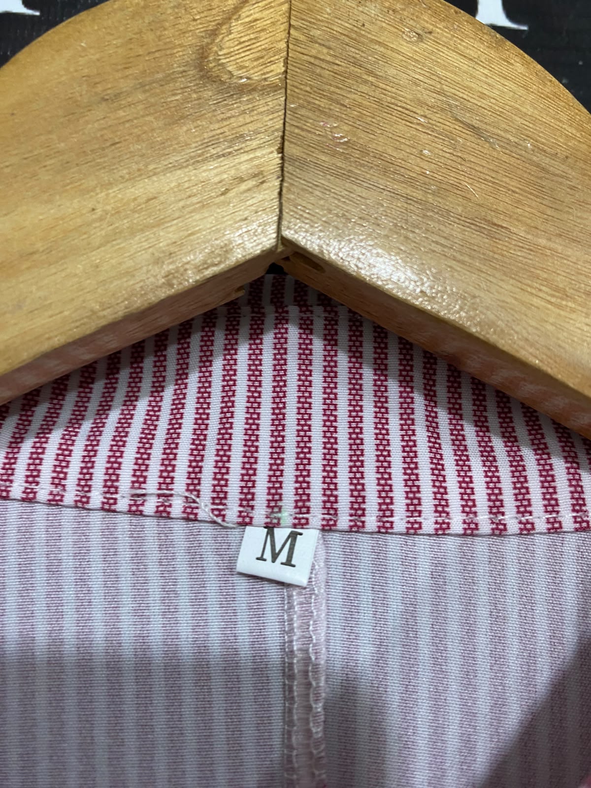 |M| BUST FREE| A42| RED AND WHITE PINSTRIPE OVERSIZED UTILITY SHIRT DRESS