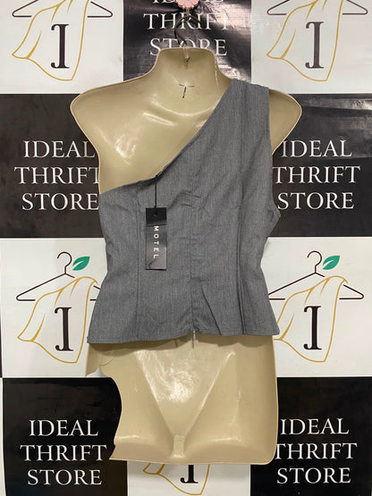 MOTEL |M| BUST 16| A41| GREY ONE-SHOULDER BELTED UTILITY CROP TOP