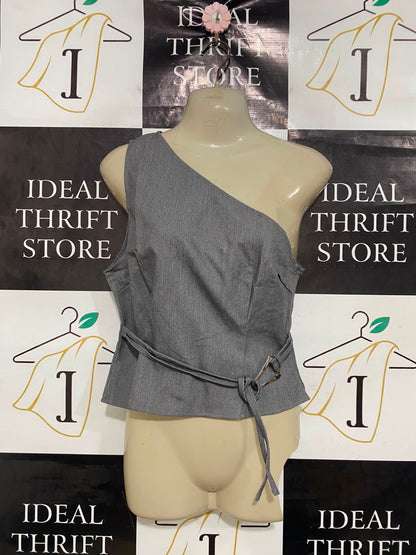 MOTEL |M| BUST 16| A41| GREY ONE-SHOULDER BELTED UTILITY CROP TOP