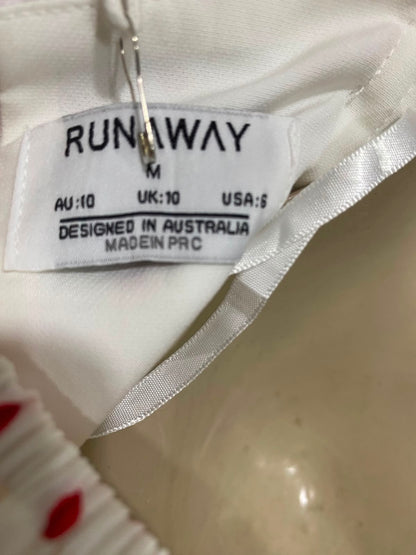 RUNWAY |M| BUST 15| A41| RED AND WHITE POLKA-DOT OFF-SHOULDER UTILITY CROP TOP