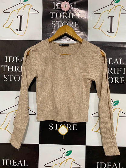 ZARA |M| BUST 14| A41| BEIGE CUT-OUT SLEEVE RIBBED UTILITY TOP
