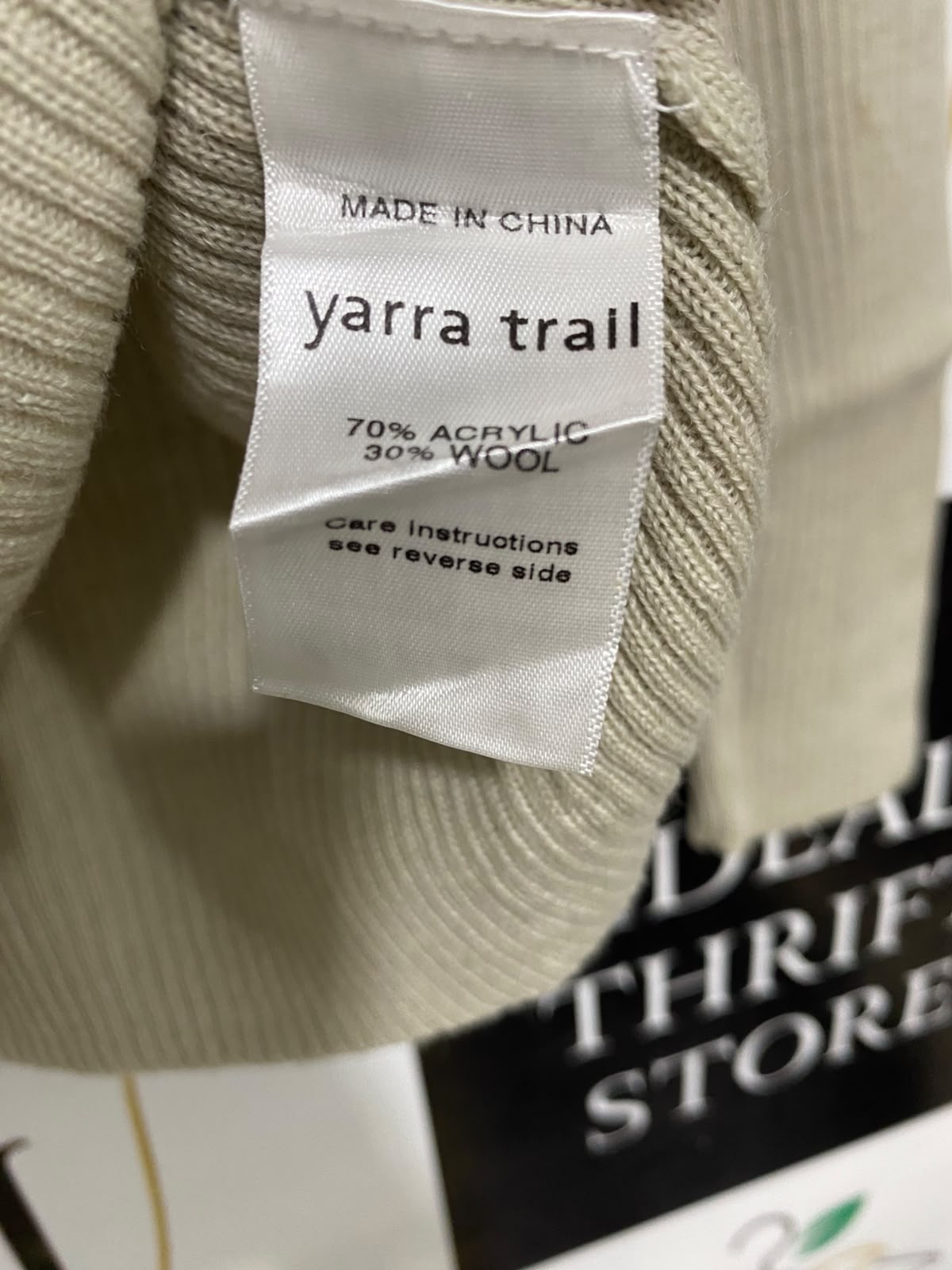 YARRA TRAIL |M| BUST 16| A41| BEIGE MULTI-BUTTON RIBBED UTILITY CARDIGAN