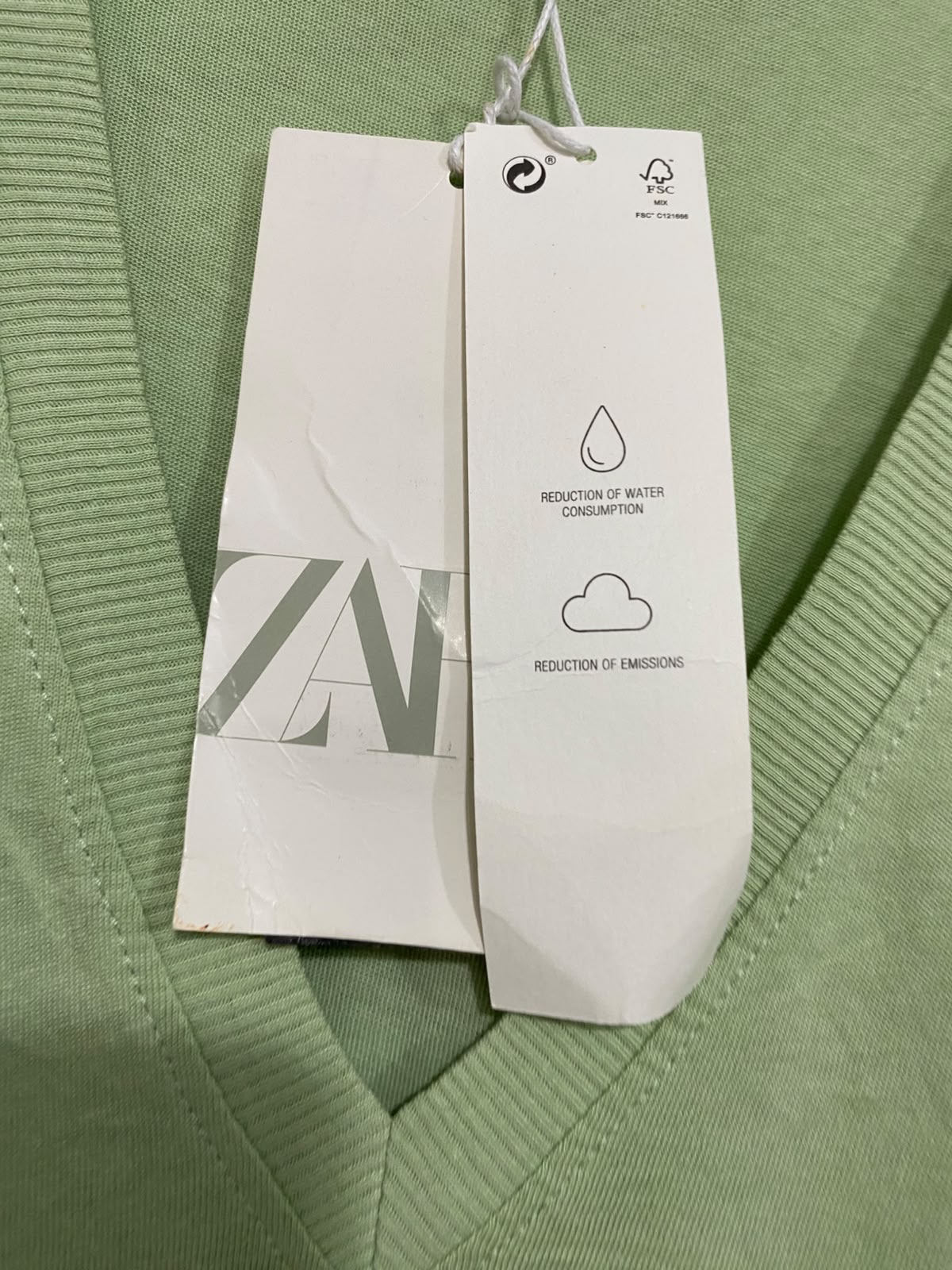 ZARA |M| BUST 19| A41| SAGE GREEN V-NECK UTILITY TANK TOP