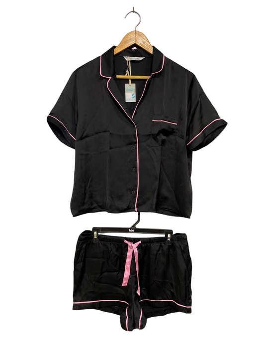 PRIMARK CARES |S| A42| BLACK & PINK SATIN PIPED LOUNGE-TO-STREET UTILITY SET