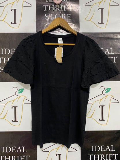 ANKO |S| BUST 17| A43| BLACK EYELET-SLEEVE UTILITY TEE