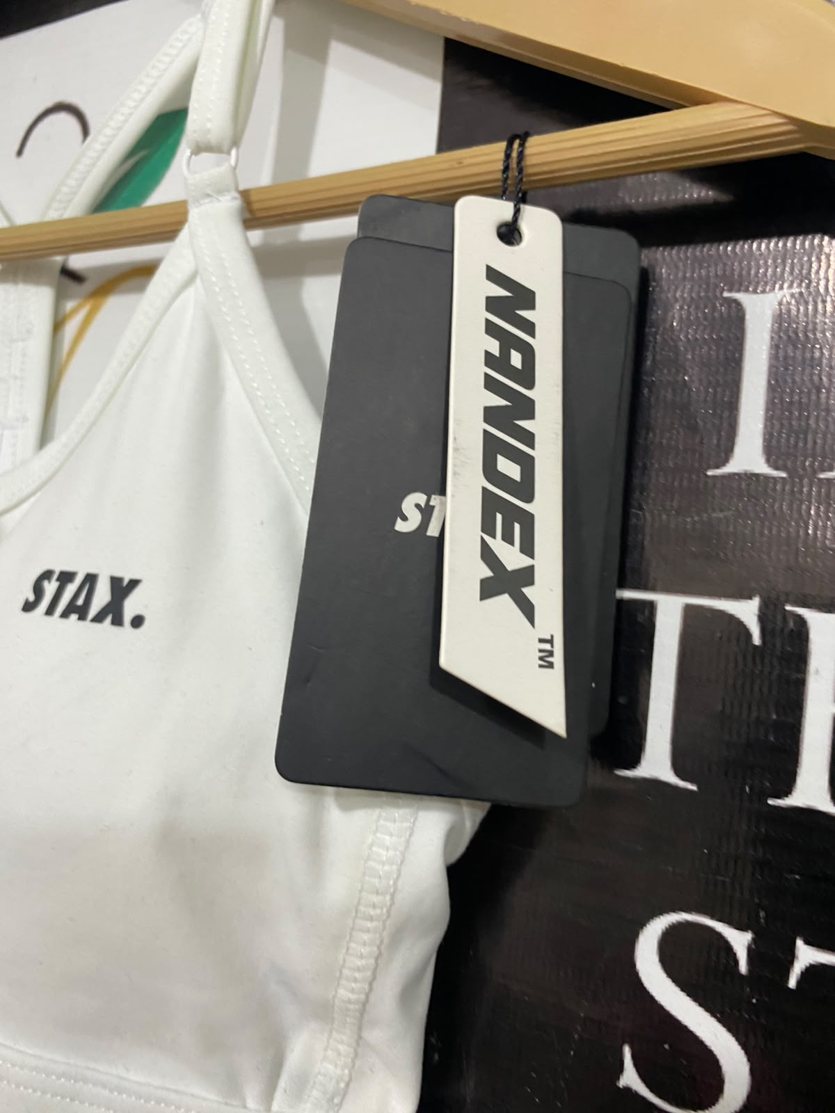 STAX |XS| BUST 12| A42| WHITE STRAPPY PERFORMANCE UTILITY SPORTS BRA