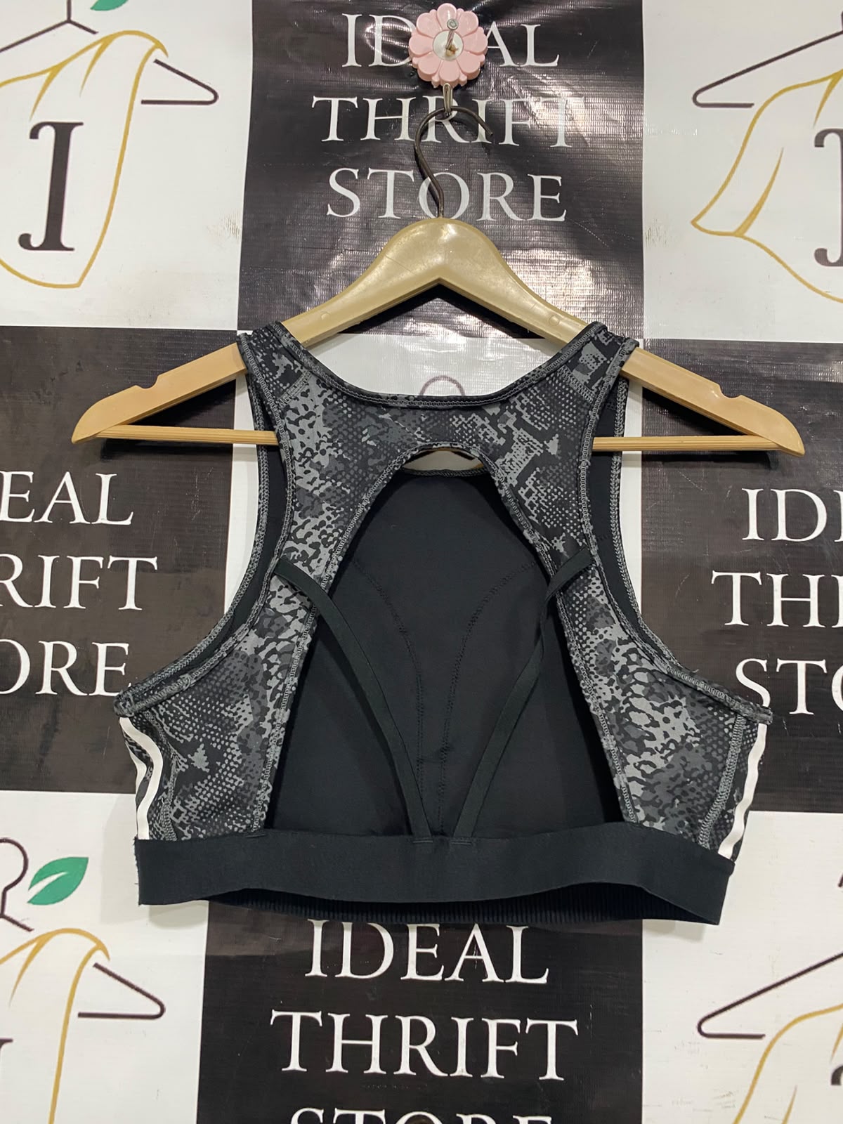 ADIDAS |L| BUST 15| A42| GREY SNAKESKIN HIGH-NECK PERFORMANCE UTILITY SPORTS BRA