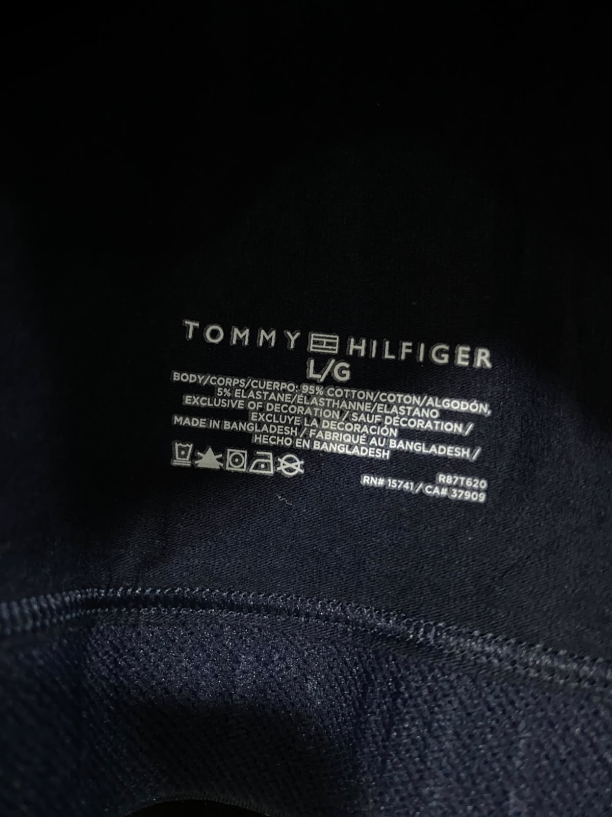TOMMY HILFIGER |L| BUST 14| A42| NAVY BLUE SIGNATURE BAND UTILITY SPORTS BRA