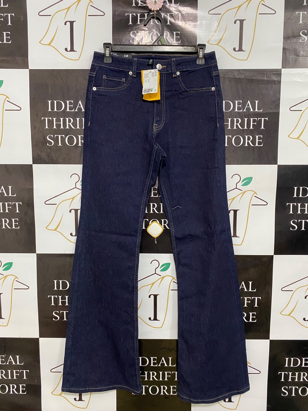 H&M |M| WAIST 28| A42| DARK DENIM HIGH-RISE FLARED UTILITY JEANS