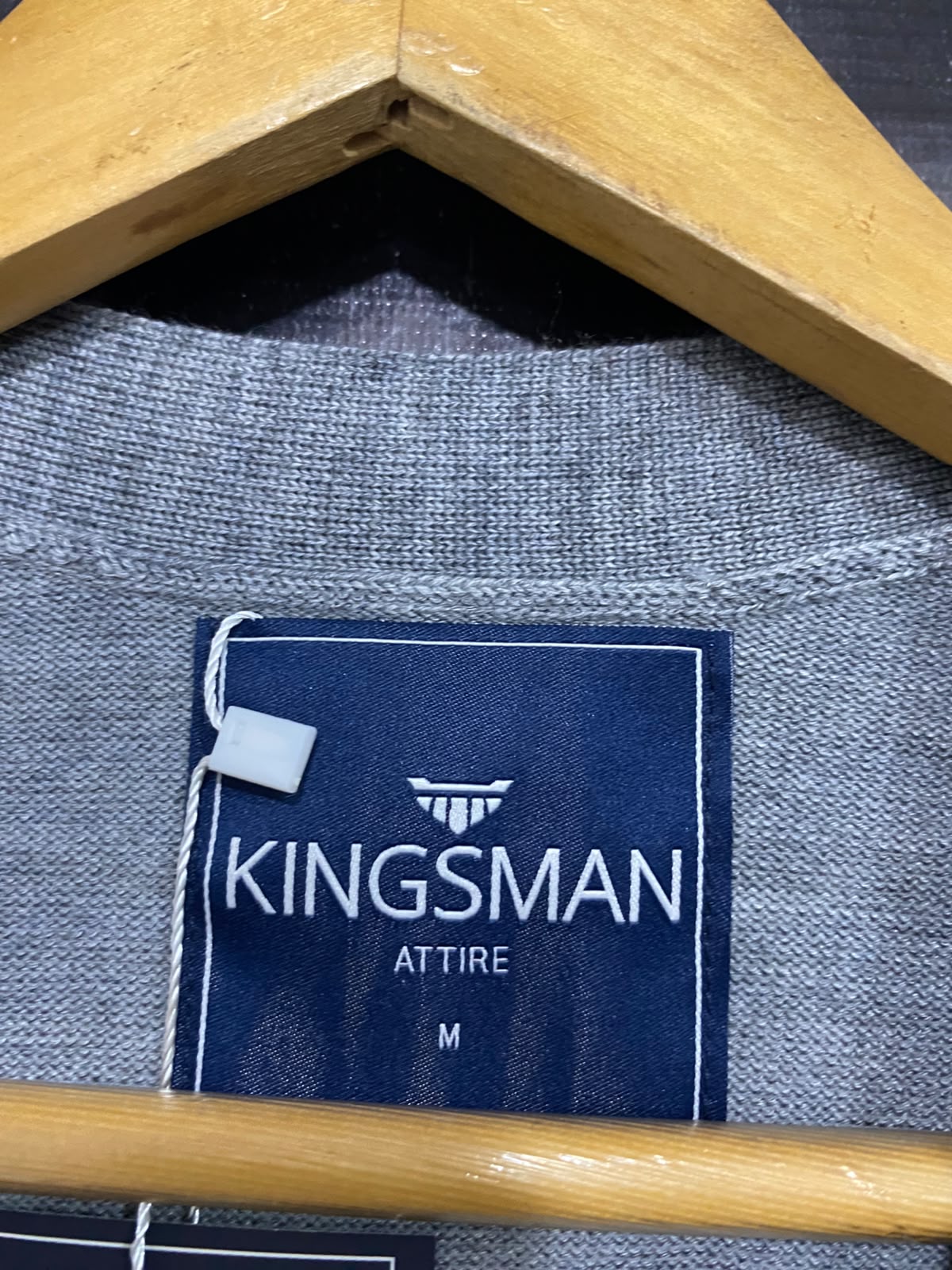 KINGSMAN |M| BUST 21| A44| GREY KNIT V-NECK UTILITY VEST