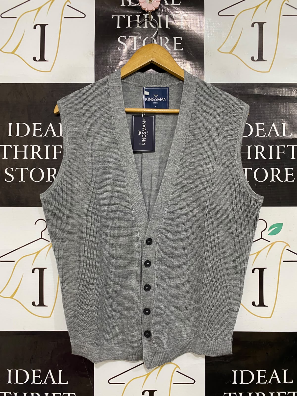 KINGSMAN |M| BUST 21| A44| GREY KNIT V-NECK UTILITY VEST
