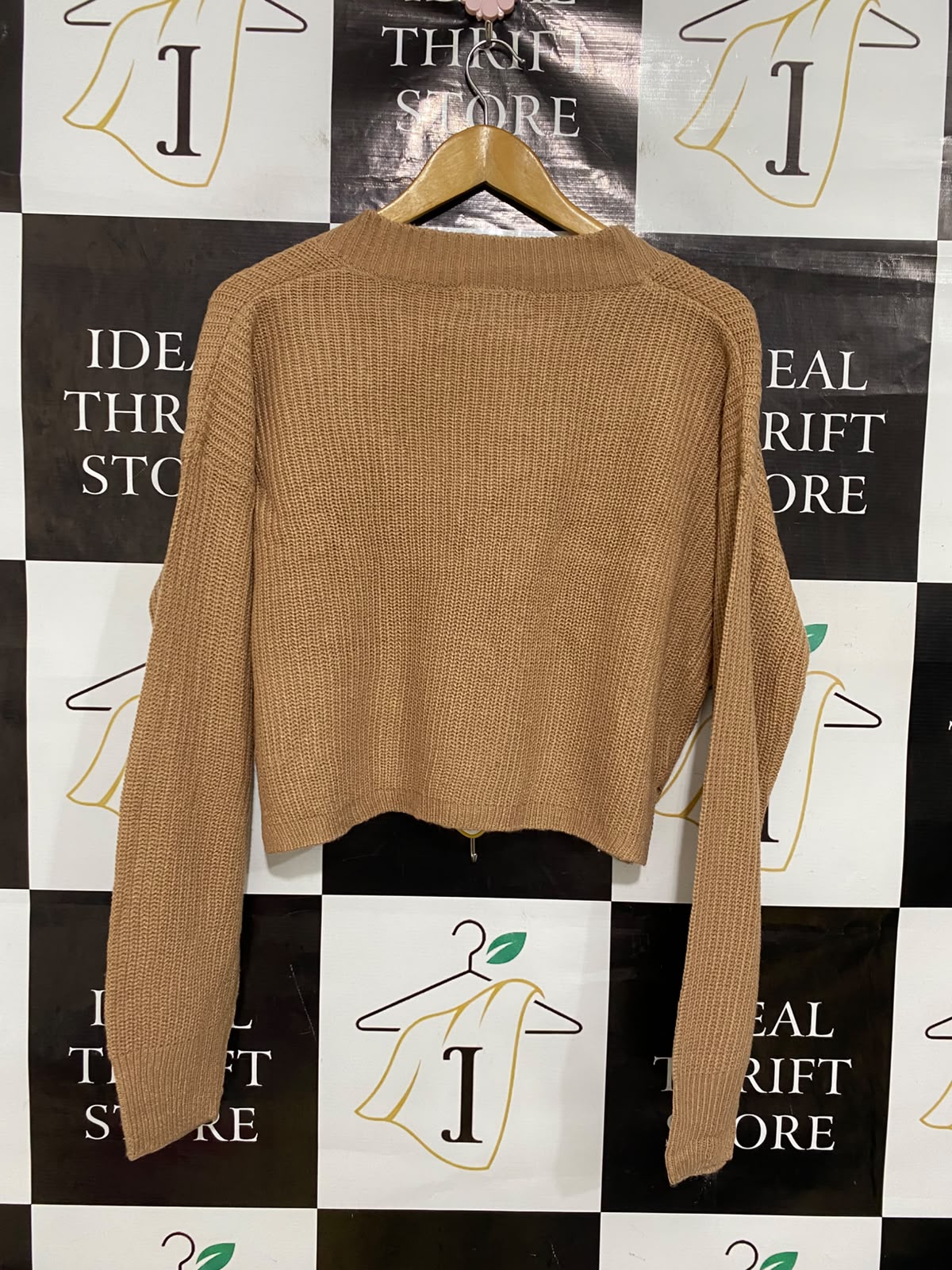 MISSGUIDED |S| BUST 23| A43| CAMEL V-NECK CROPPED KNIT UTILITY SWEATER