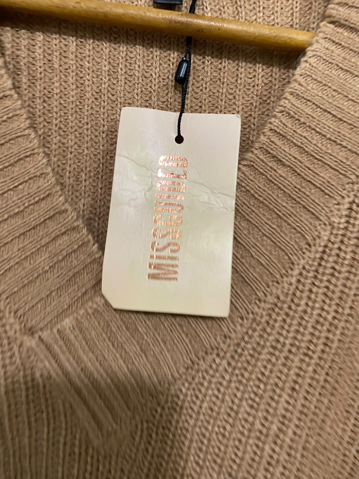 MISSGUIDED |S| BUST 23| A43| CAMEL V-NECK CROPPED KNIT UTILITY SWEATER