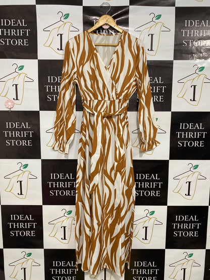 SHEIN |M| BUST 18| A43| CAMEL AND WHITE ABSTRACT ANIMAL PRINT TECHNICAL UTILITY WRAP DRESS
