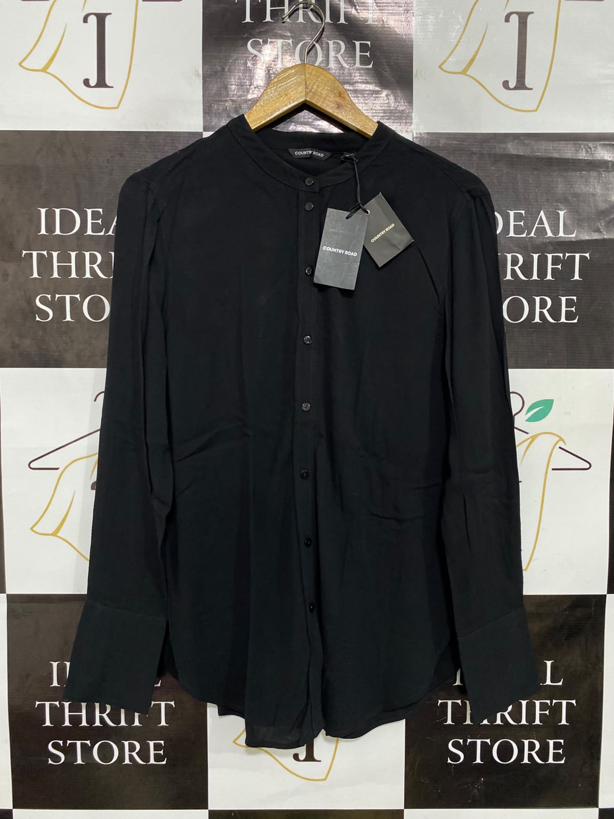 COUNTRY ROAD |M| BUST 20| A43| BLACK BANDED-COLLAR TECHNICAL UTILITY SHIRT